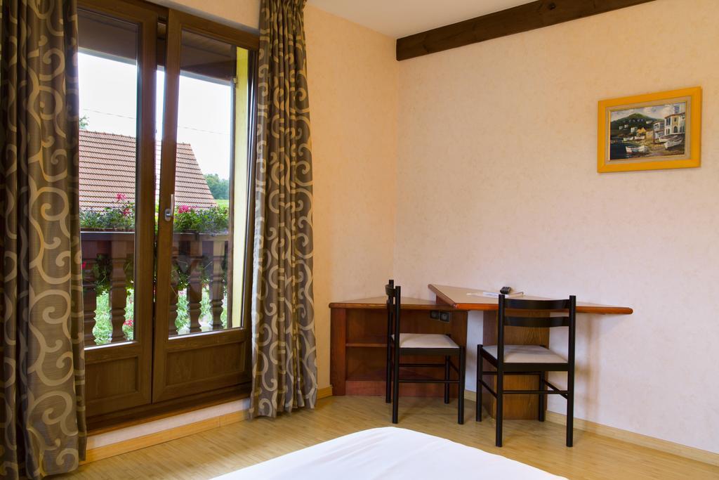 Restaurant A L'Aigle Hotel Wimmenau Cameră foto